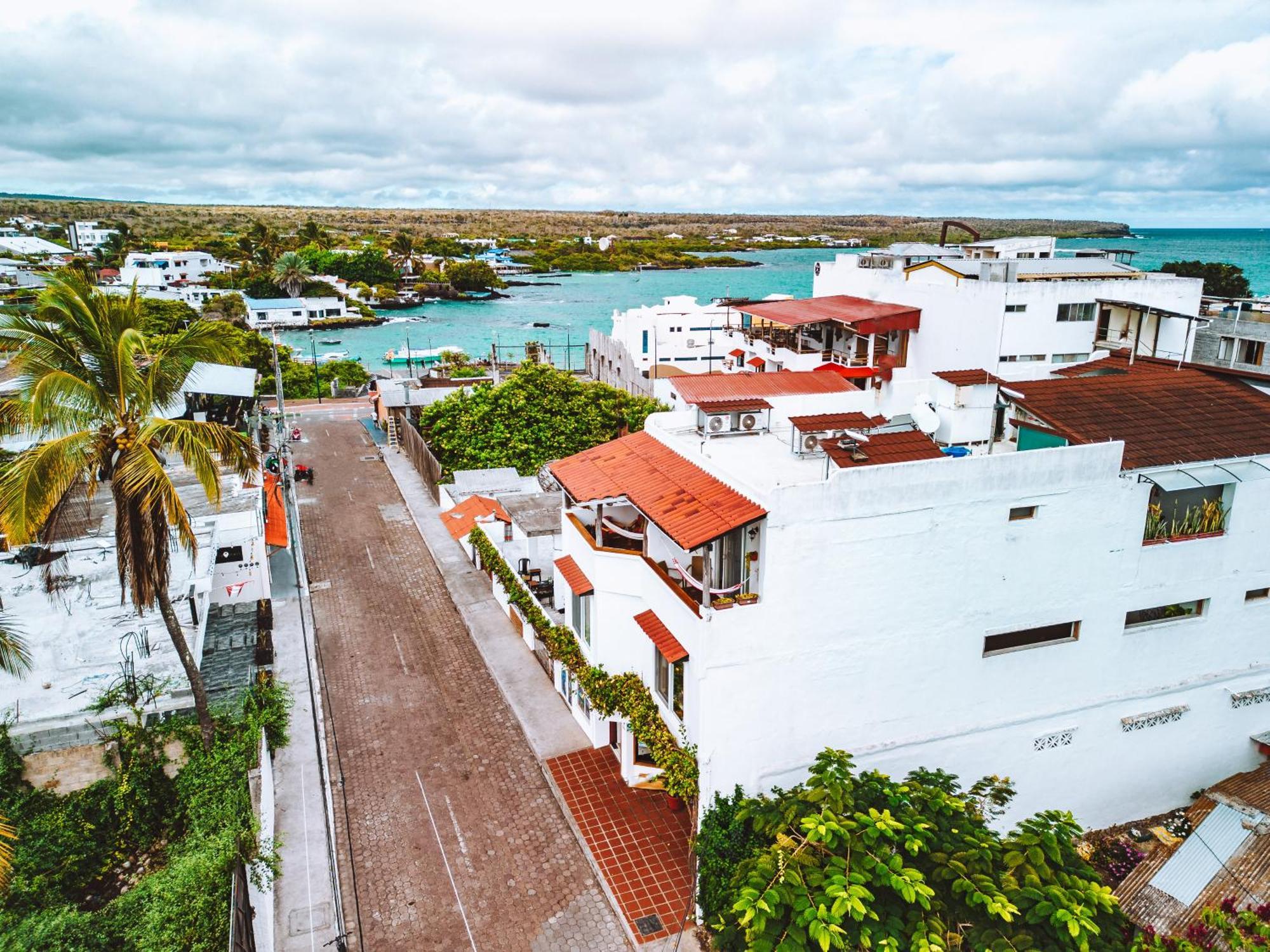 Hotel Cucuve Puerto Ayora  Εξωτερικό φωτογραφία