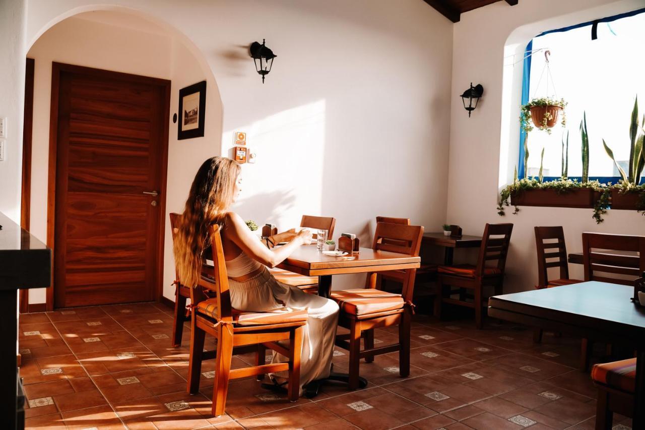 Hotel Cucuve Puerto Ayora  Εξωτερικό φωτογραφία